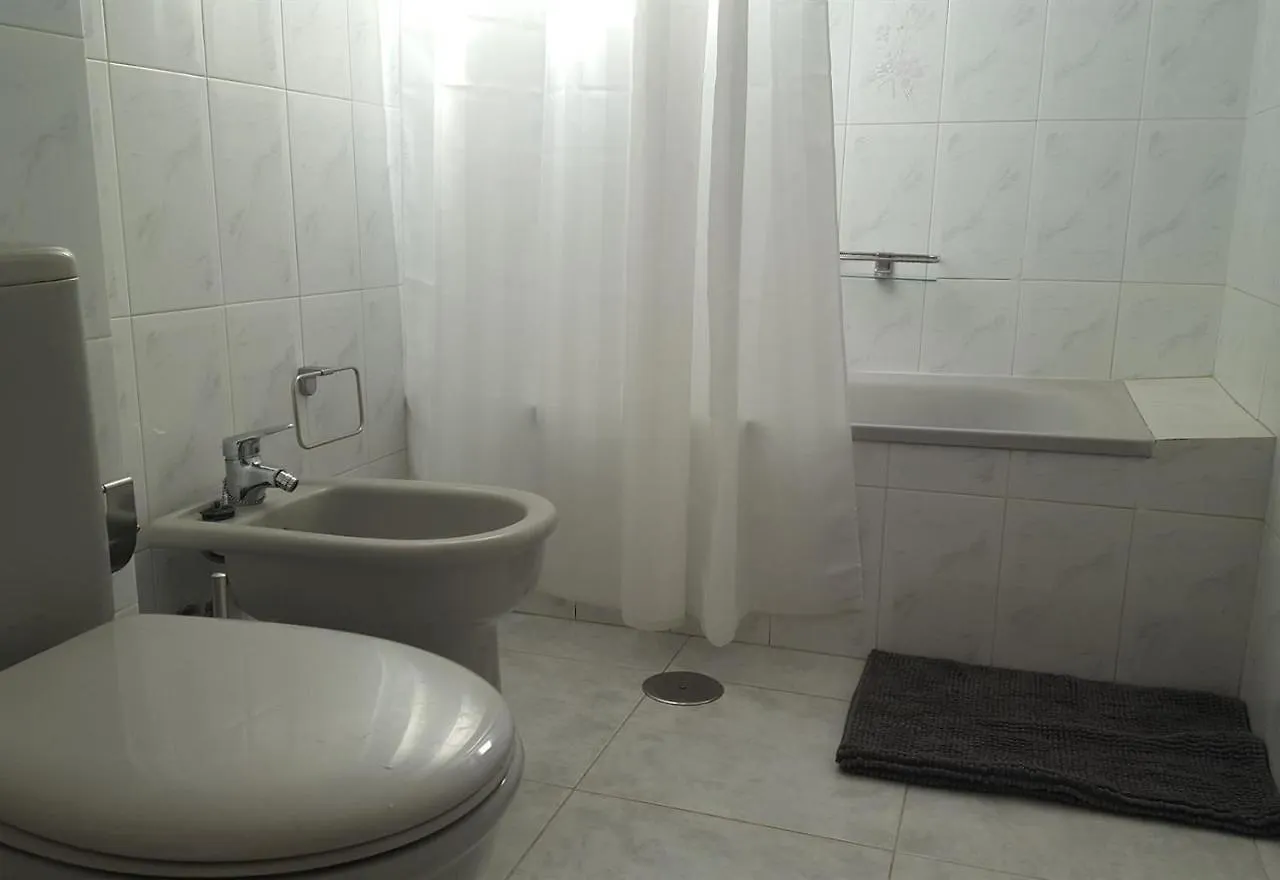 Beautiful Apartment In El Medano غراناديا دي أبونا