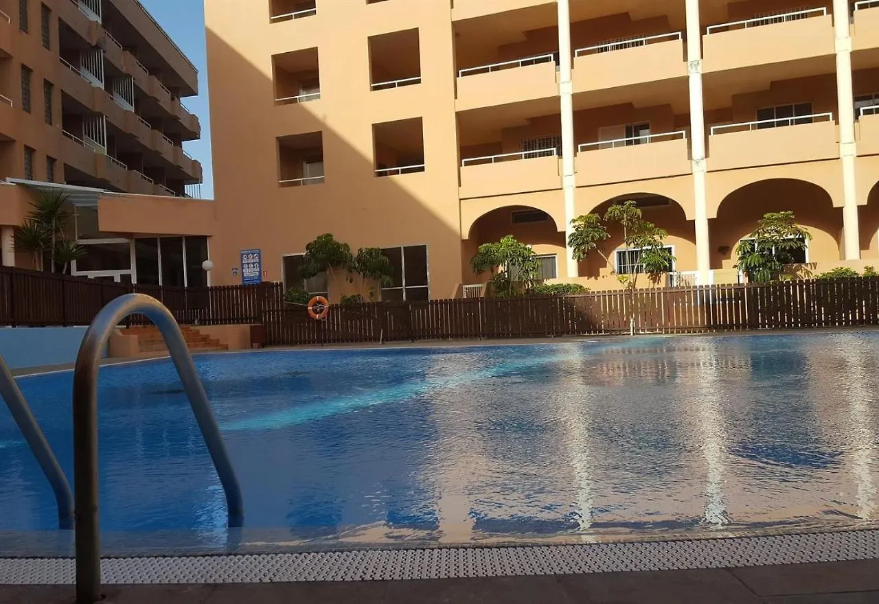 Beautiful Apartment In El Medano غراناديا دي أبونا 0*,