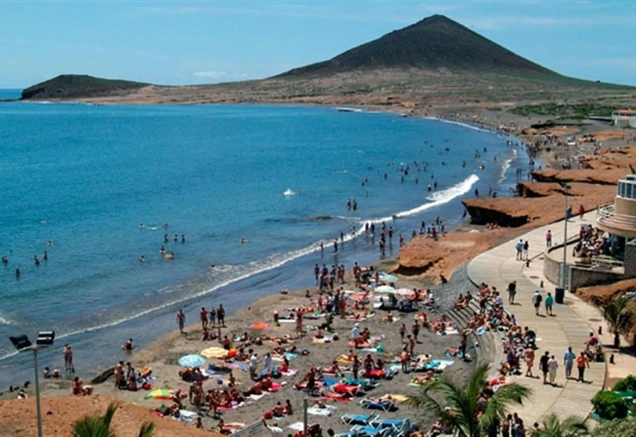 Beautiful Apartment In El Medano Granadilla De Abona 0*,